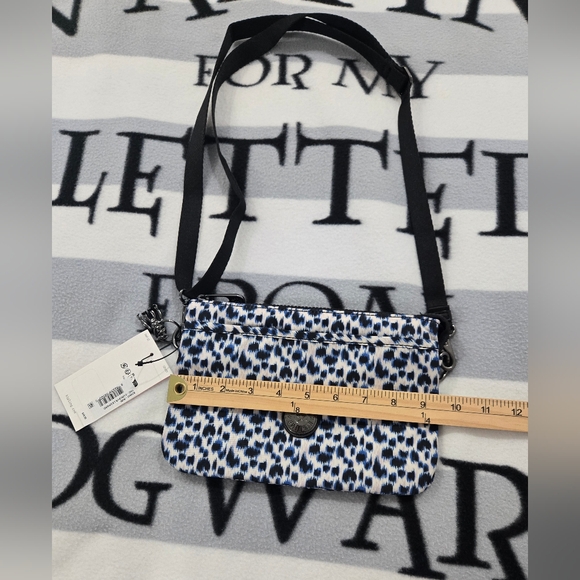 Kipling Bag Crossbody Small two slip compartments Leopard NEW - Picture 16 of 17